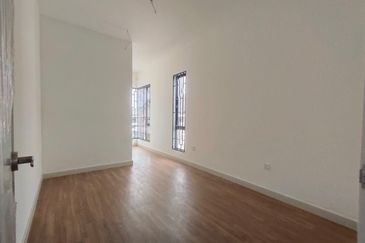 Elmina Green Three @ City of Elmina