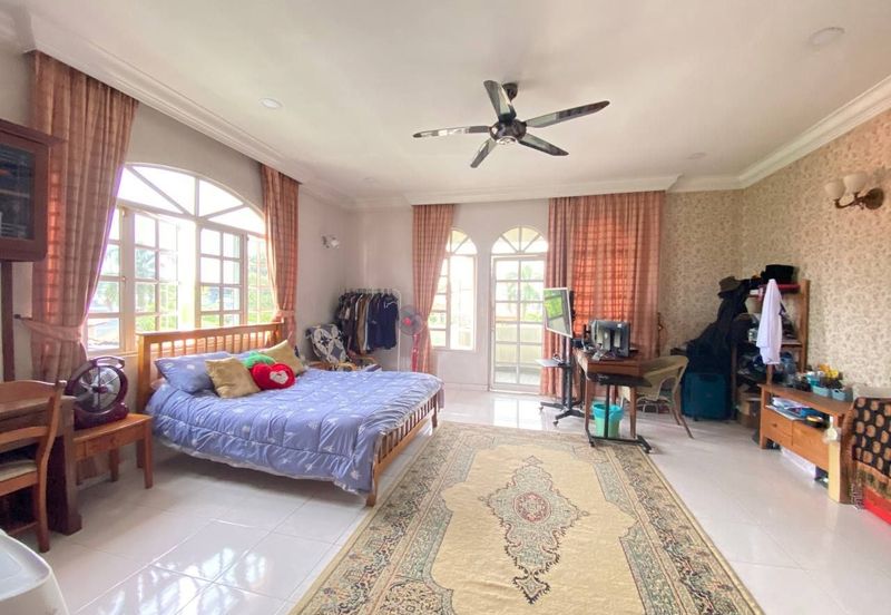 Seksyen 8, Kota Damansara