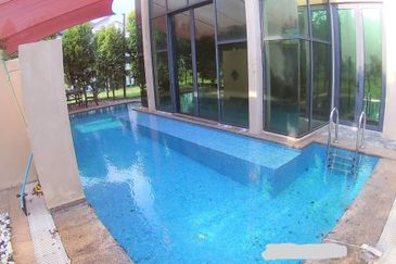 Kristal Court, Seksyen 7