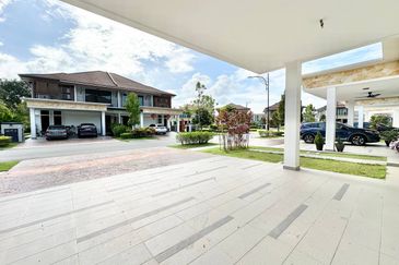 Isle of Botanica, Setia Eco Glades