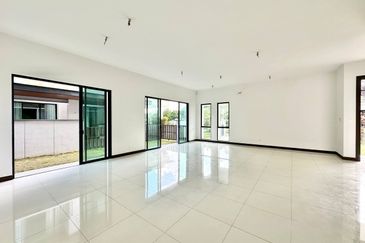 Isle of Botanica, Setia Eco Glades