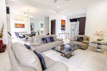 Reef Of Tropics, Setia Eco Glades