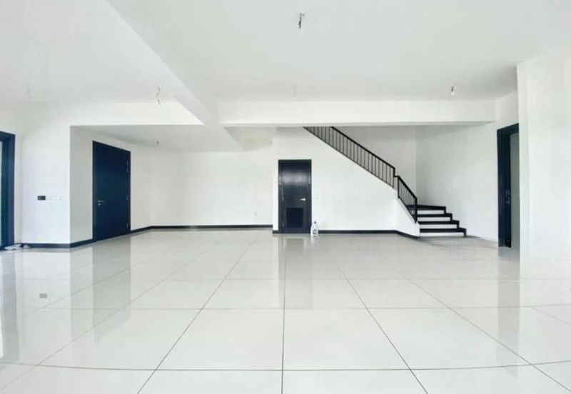 Hevea Elmina Gardens