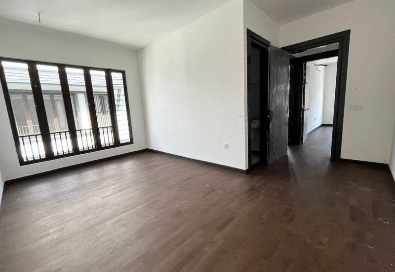 Hevea Elmina Gardens