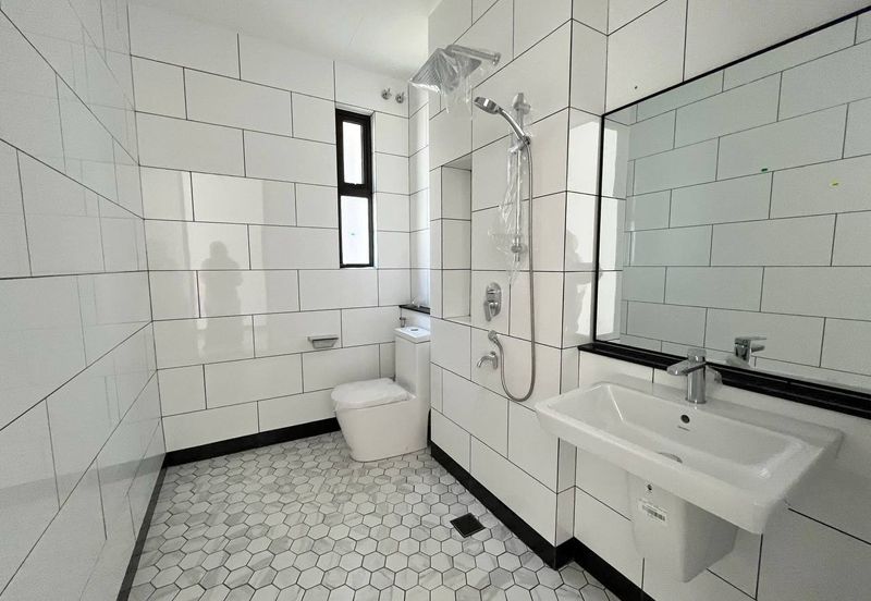 Hevea Elmina Gardens