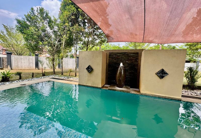 Kristal Court, Seksyen 7