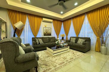 HUGE & SPACIOUS Semi D Jacaranda Garden Residence Cyberjaya 