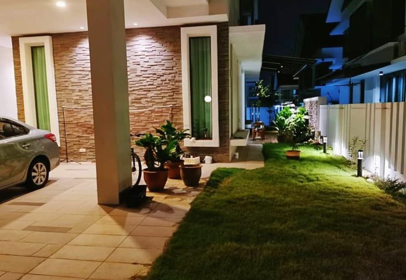 Lukisan @ Alam Impian