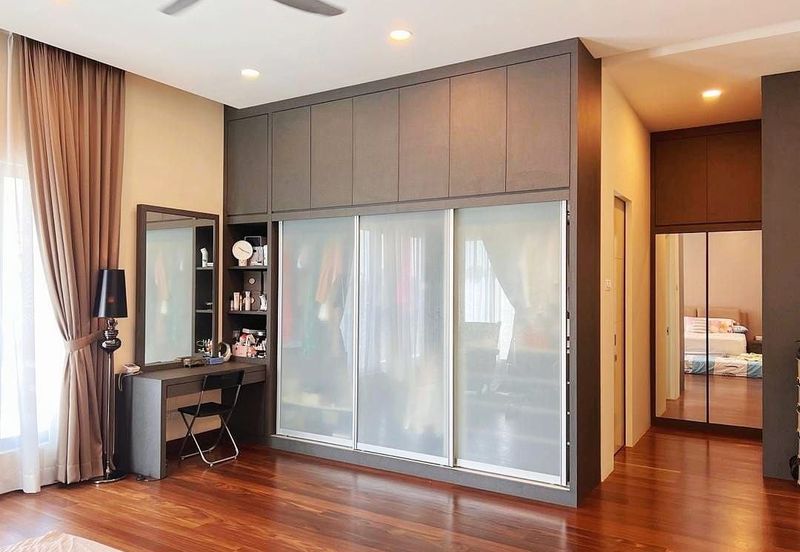 Lukisan @ Alam Impian