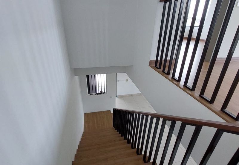 Elmina Green One @ City of Elmina