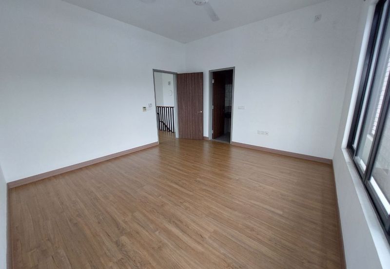 Elmina Green One @ City of Elmina