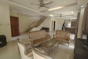 Pentas 2 @ Alam Impian