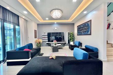 Pusat Bandar Putra Permai