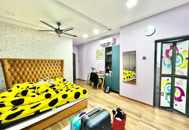 Pusat Bandar Putra Permai