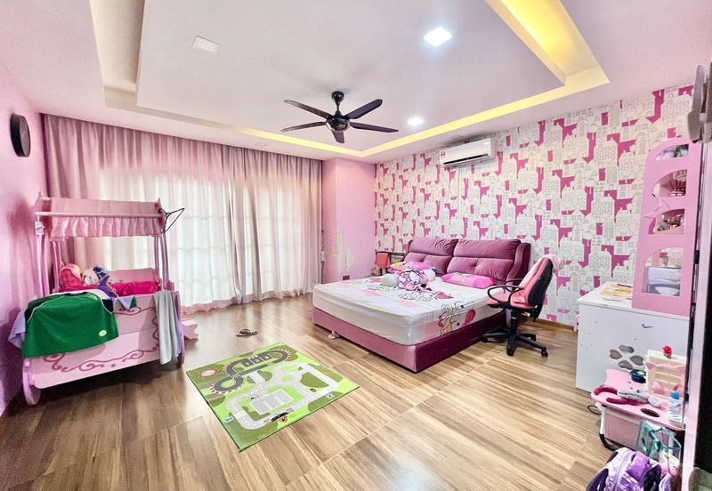 Pusat Bandar Putra Permai