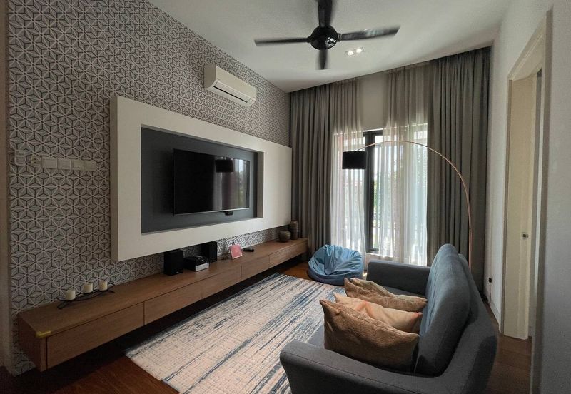 Lukisan @ Alam Impian