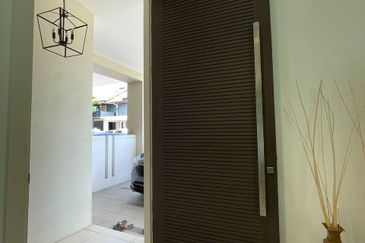 Lukisan @ Alam Impian