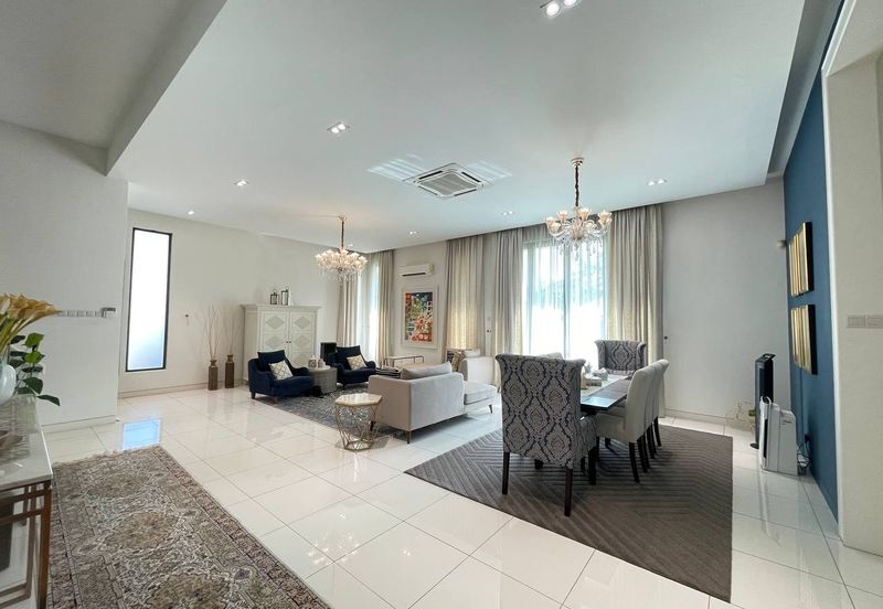 Lukisan @ Alam Impian