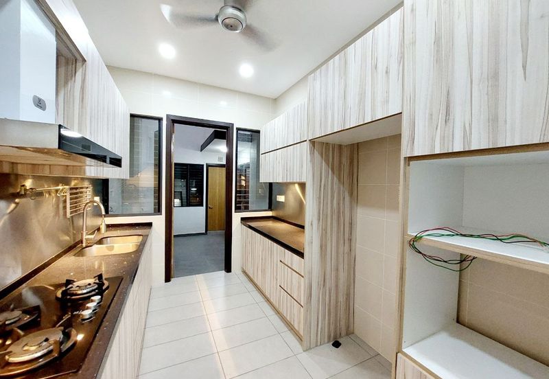 Tiana Elmina Gardens