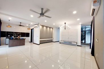 Tiana Elmina Gardens