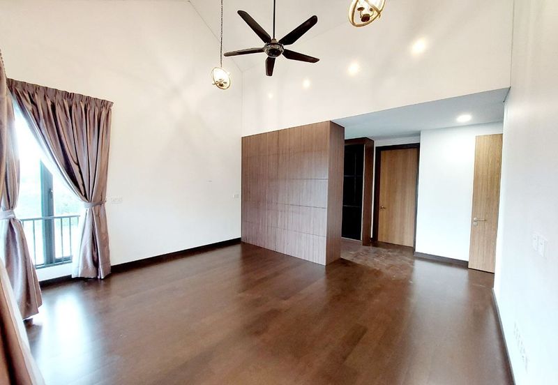 Tiana Elmina Gardens