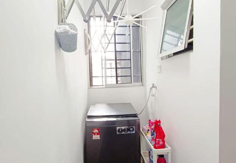 Residensi Laguna Biru 2