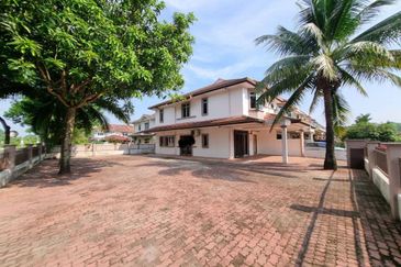 Jalan Paladium Tiga 7/33C 