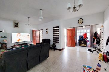 Taman Lembah Keramat AU5