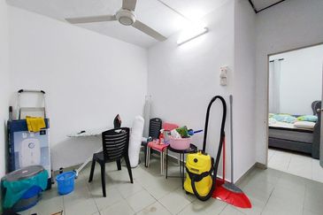 Taman Lembah Keramat AU5