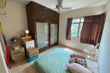 Perdana Exclusive Condominium