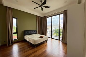 Impian Golf & Country Club