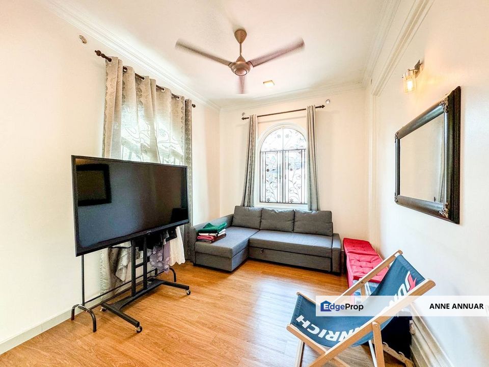 For Sale English Style Bungalow with Swimming Pool @ Seksyen 7 Shah Alam (Jalan Firus), Selangor, Shah Alam