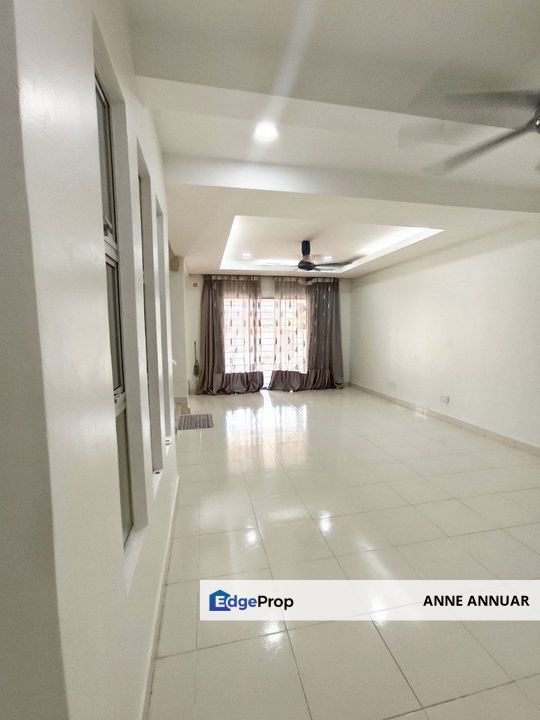 READY MOVE IN CONDITION Double Storey Linkhouse Cahaya Alam U12 Shah Alam, Selangor, Shah Alam