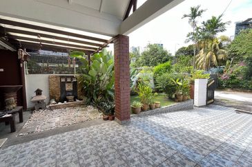 Bandar Menjalara (Desa Seri Mahkota)