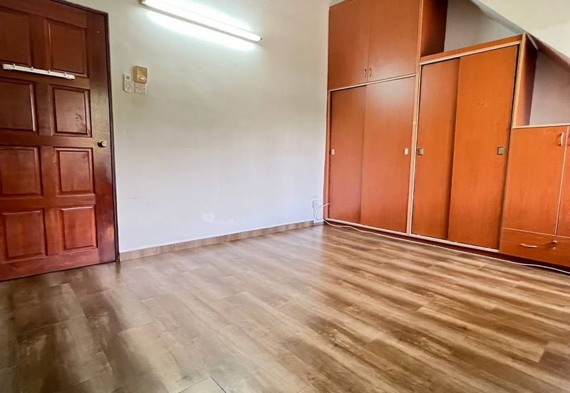 Bandar Menjalara (Desa Seri Mahkota)