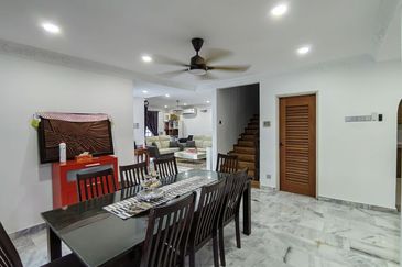 Jalan Tengku Ampuan Zabedah E 9/E