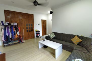 Jalan Tengku Ampuan Zabedah E 9/E