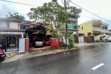 Jalan Rasmi 7