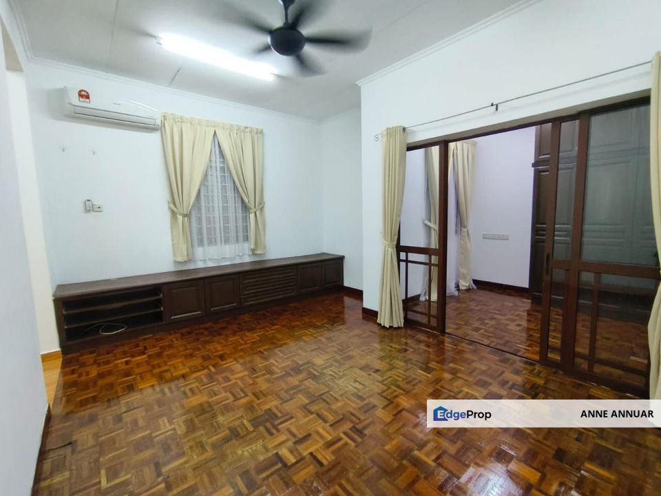 26x75 Besar! Double Storey Superlink Putra Indah Seksyen 9 Putra Heights, Selangor, Subang Jaya