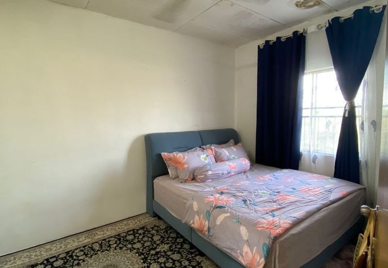 Residensi Warnasari 1