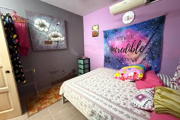 Flat PKNS Seksyen 8