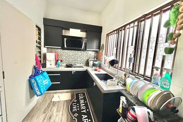 Jalan Setia Permai U13/42M