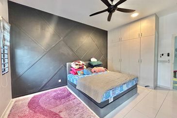 Jalan Setia Permai U13/42M