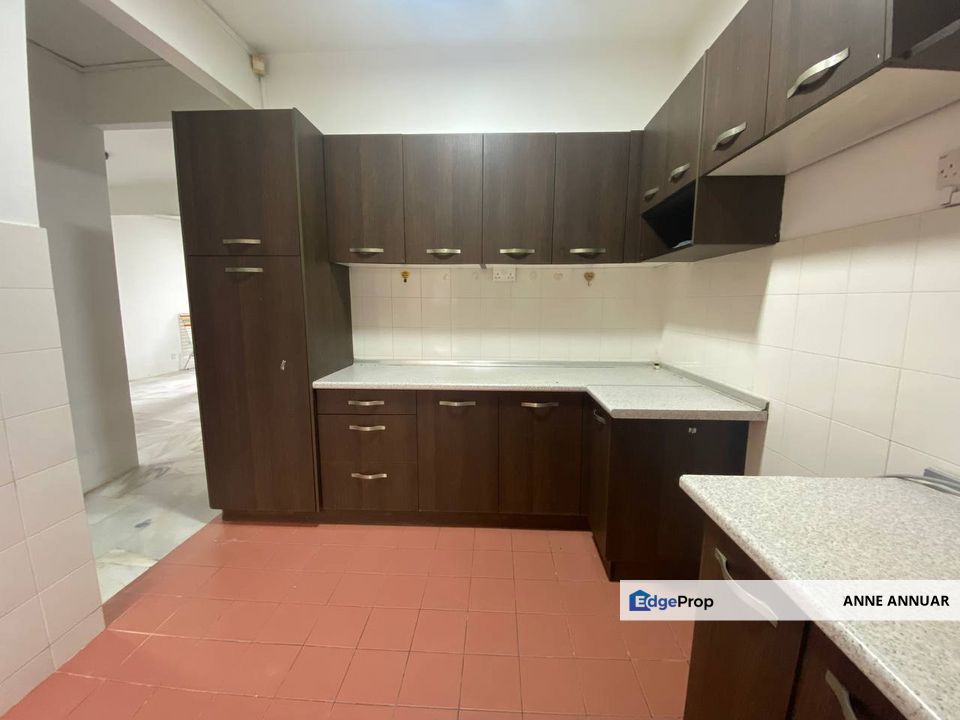 Paling Murah! 2 Storey 24x75 Taman Lestari Perdana Seri Kembangan , Selangor, Seri Kembangan