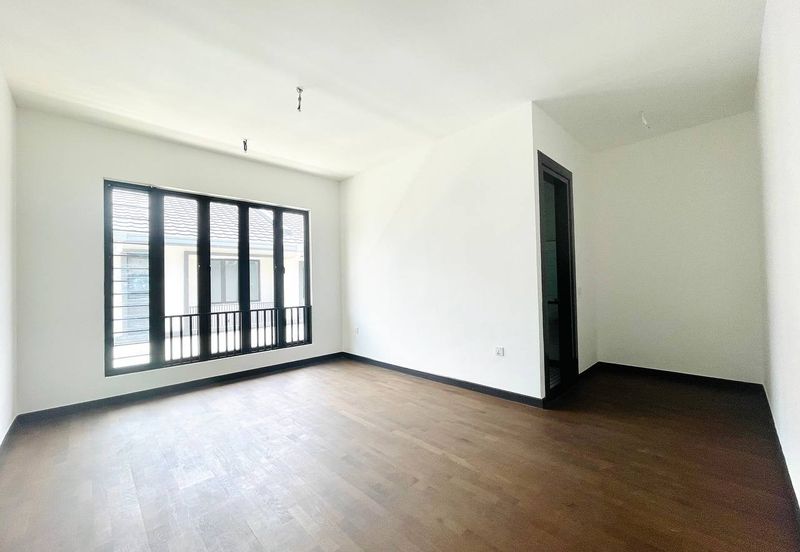 Hevea Elmina Gardens