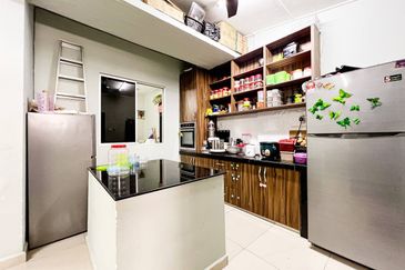 Jalan Bukit Cantik 2