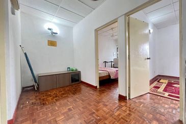 Seksyen 11, Shah Alam