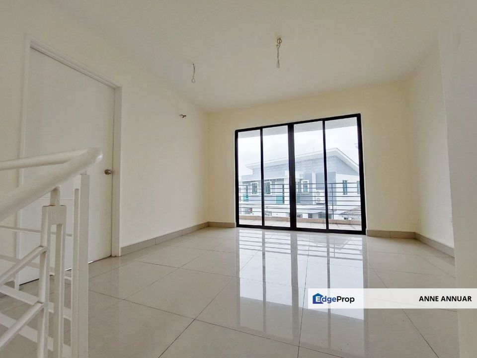 SPACIOUS Extra Land 2 Storey Semi D Sinar Warisan Saujana Utama Sg Buloh, Selangor, Sungai Buloh