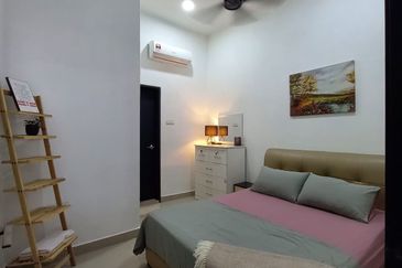 Pentas 6 @ Alam Impian