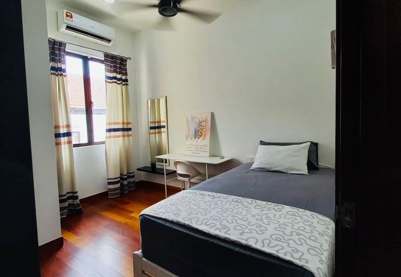 Pentas 6 @ Alam Impian